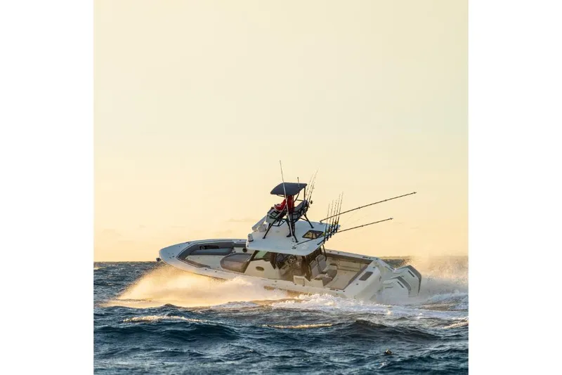 Slide: The Image of Boston Whaler 360 Outrage 2026 - 211