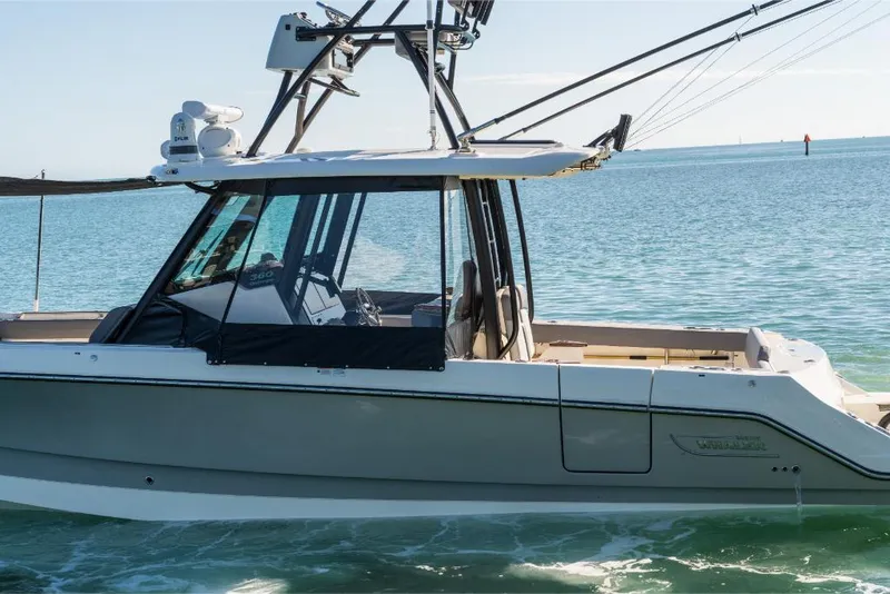 Slide: The Image of Boston Whaler 360 Outrage 2026 - 166