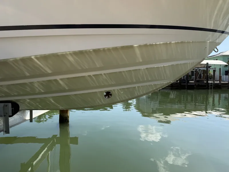 Slide: The Image of Boston Whaler 280 OUTRAGE 2018 - 9