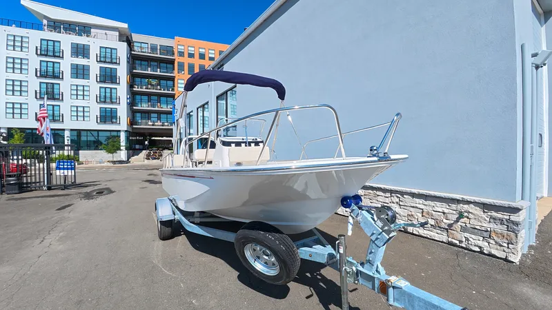 Slide: The Image of Boston Whaler 170 Montauk 2026 - 2