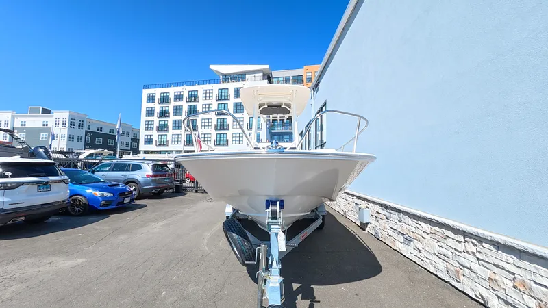 Slide: The Image of Boston Whaler 210 Montauk 2026 - 7