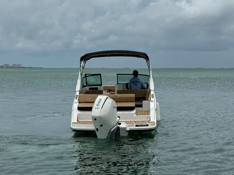 Slide: The Image of Sea Ray SDX 250 Outboard 2026 - 3