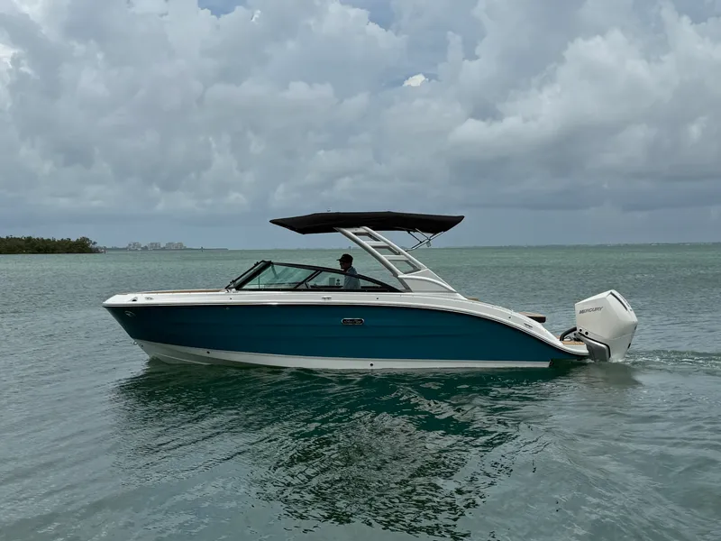 The Image of Sea Ray SDX 250 Outboard 2026 - 0
