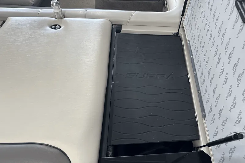 Slide: The Image of Supra 22 SSV 2008 - 17