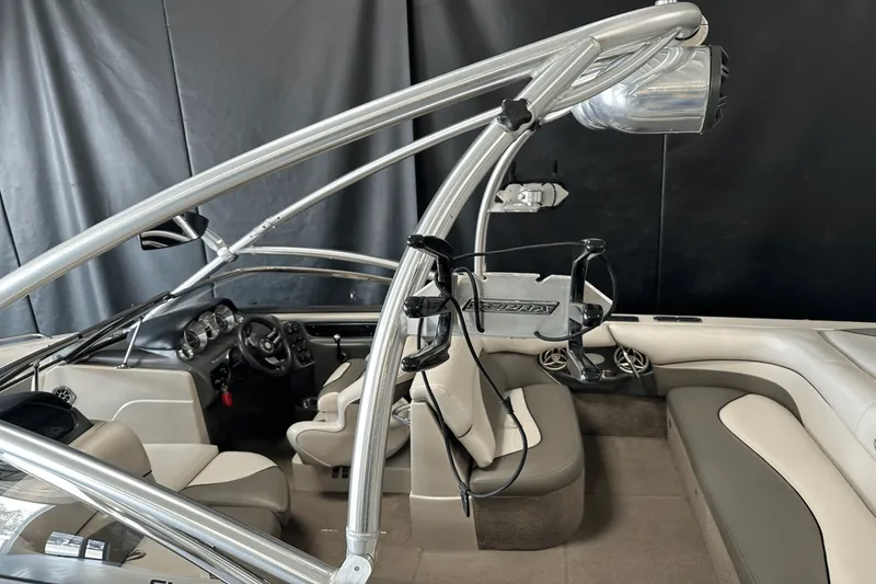 Slide: The Image of Supra 22 SSV 2008 - 2