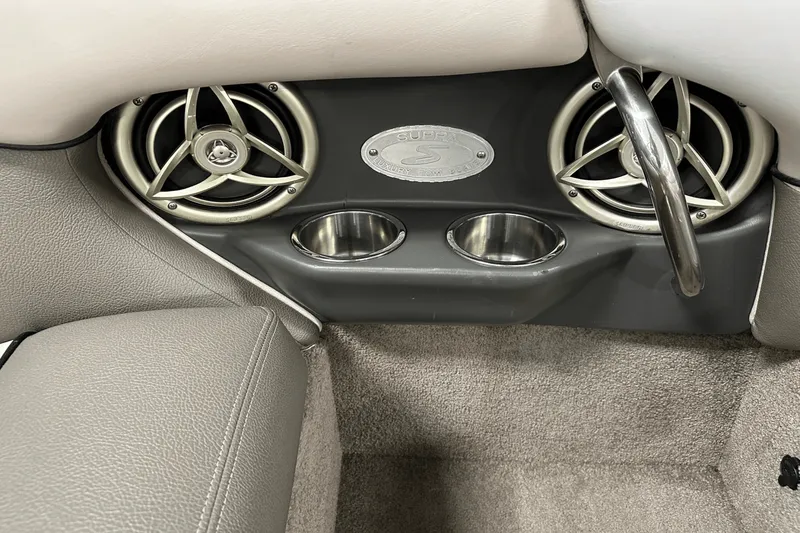 Slide: The Image of Supra 22 SSV 2008 - 27