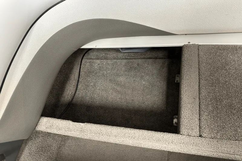 Slide: The Image of Supra 22 SSV 2008 - 30