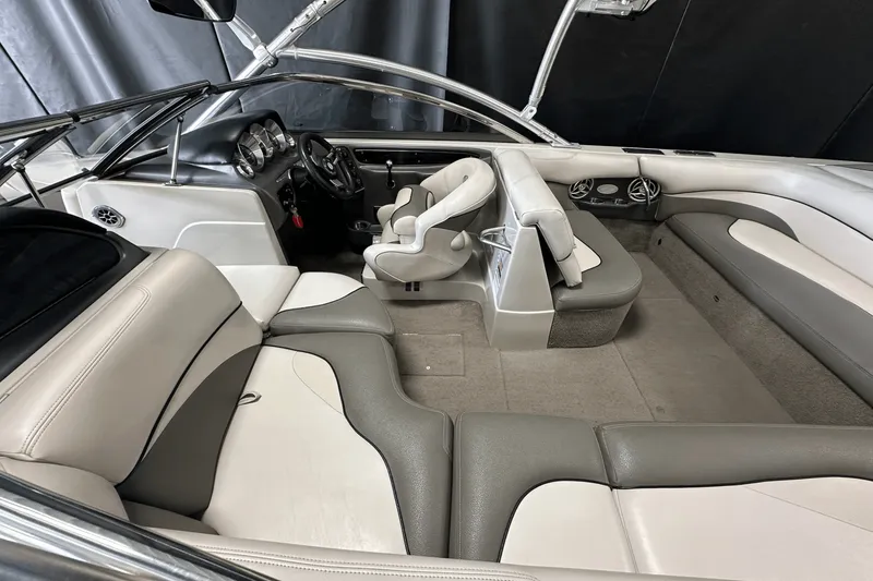 Slide: The Image of Supra 22 SSV 2008 - 6