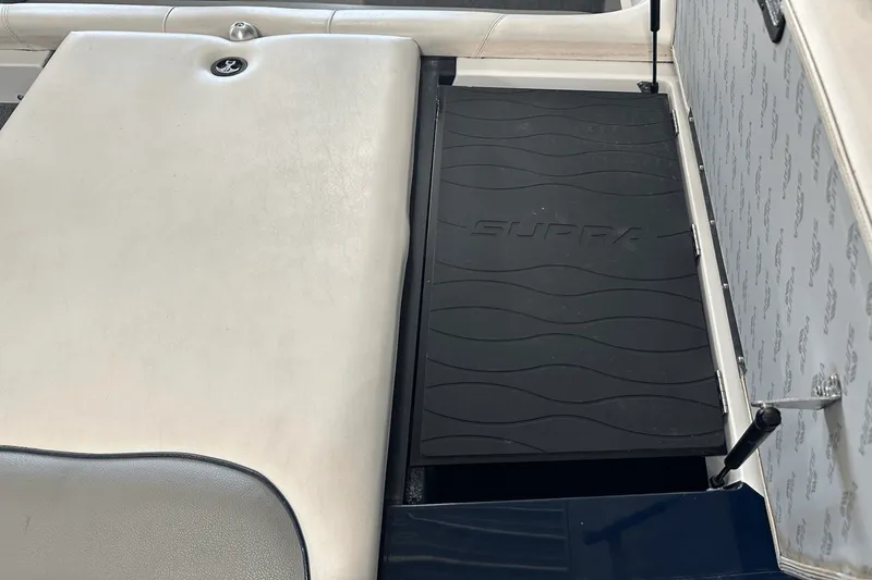 Slide: The Image of Supra 22 SSV 2008 - 23