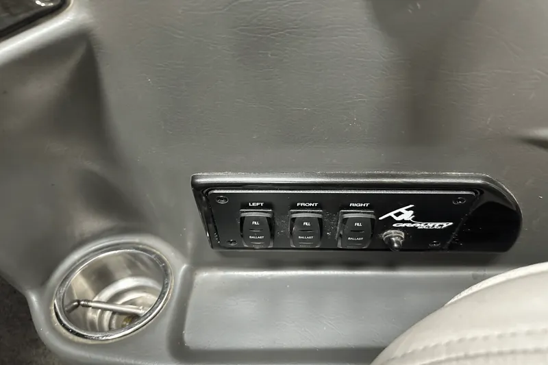 Slide: The Image of Supra 22 SSV 2008 - 56