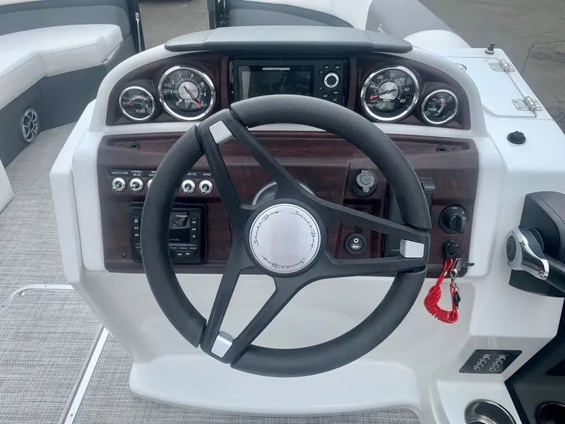 Slide: The Image of South Bay S224SB2 2.75 2022 - 2