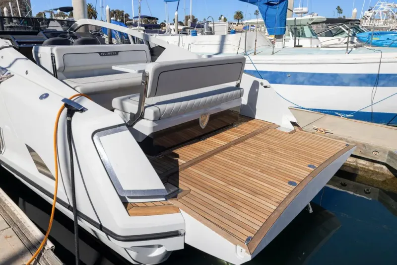 Slide: The Image of Fairline Fline 33 2021 - 21