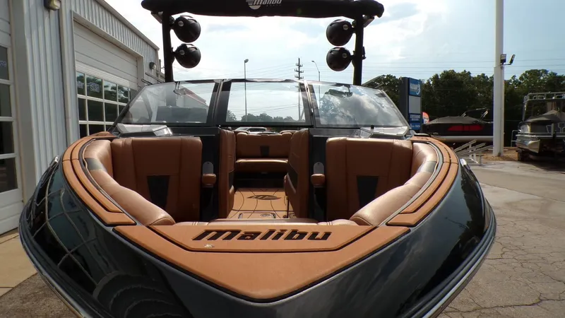Slide: The Image of Malibu Wakesetter 23LSV 2023 - 4