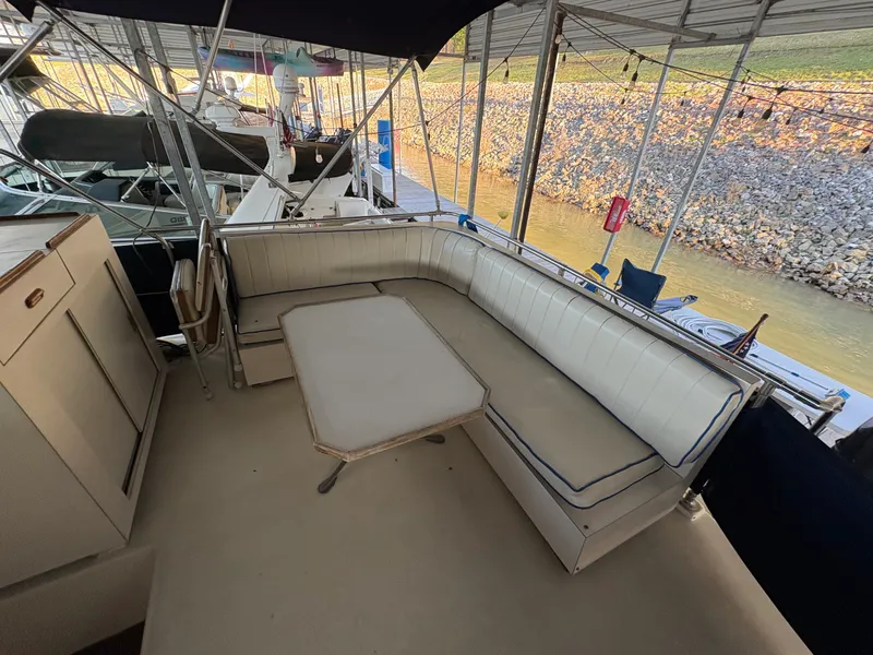 Slide: The Image of Chris-Craft 380 Corinthian 1980 - 15