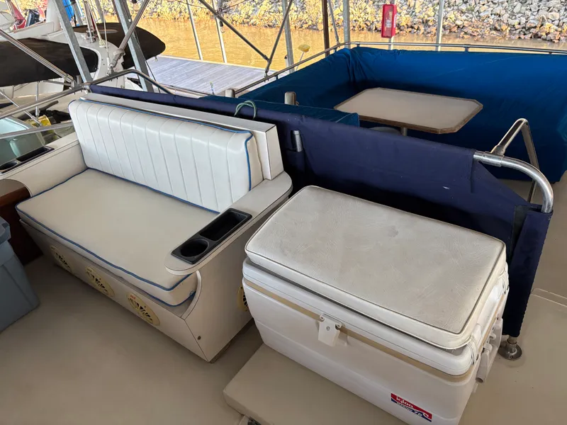 Slide: The Image of Chris-Craft 380 Corinthian 1980 - 13