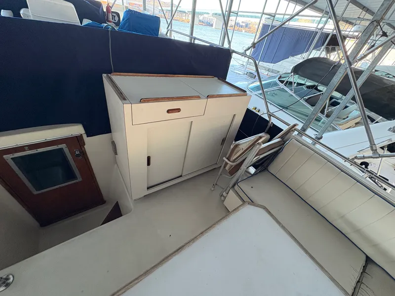 Slide: The Image of Chris-Craft 380 Corinthian 1980 - 14