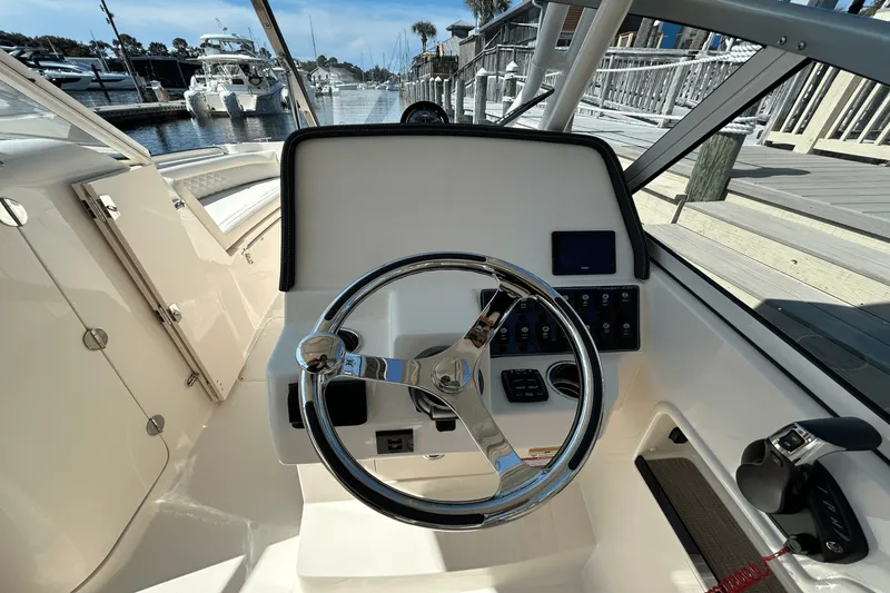 Slide: The Image of Grady-White Freedom 235 2026 - 11