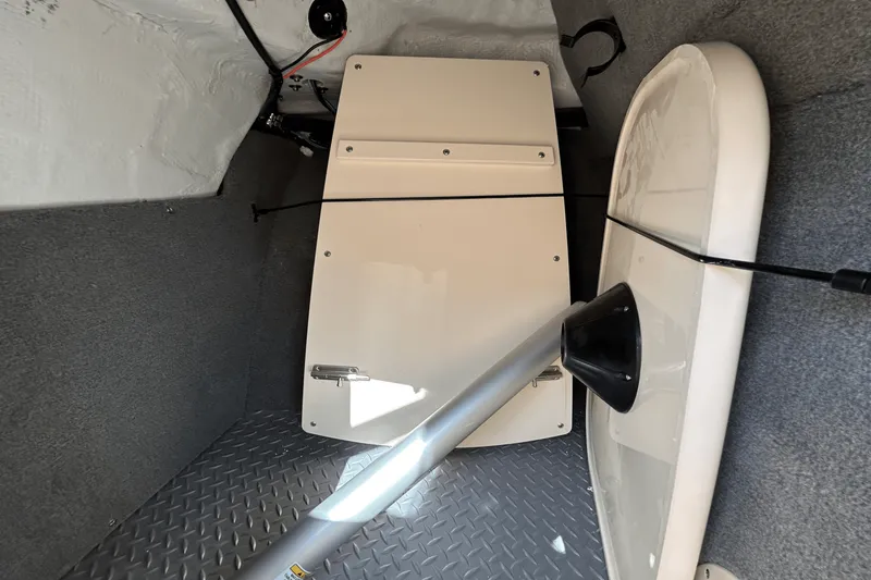 Slide: The Image of Grady-White Freedom 235 2026 - 19