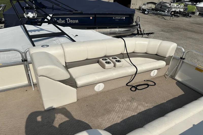 Slide: The Image of Playbuoy CHALLENGER 2424 2004 - 12