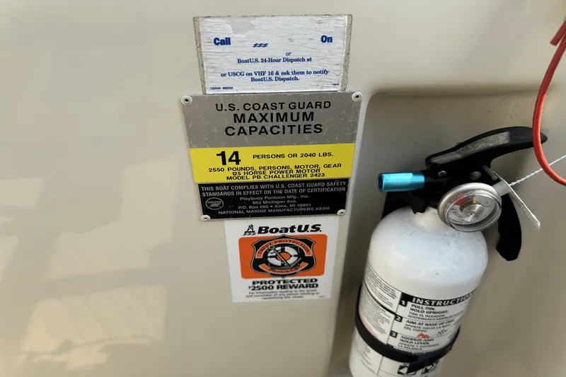 Slide: The Image of Playbuoy CHALLENGER 2424 2004 - 21