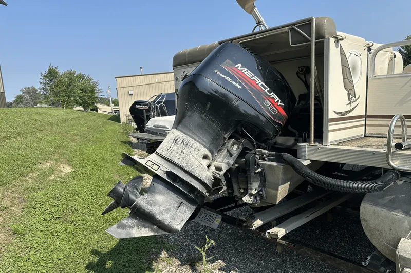 Slide: The Image of Playbuoy CHALLENGER 2424 2004 - 7