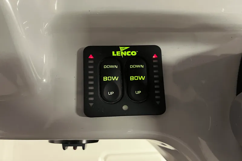 Slide: The Image of Boston Whaler 280 OUTRAGE 2017 - 22