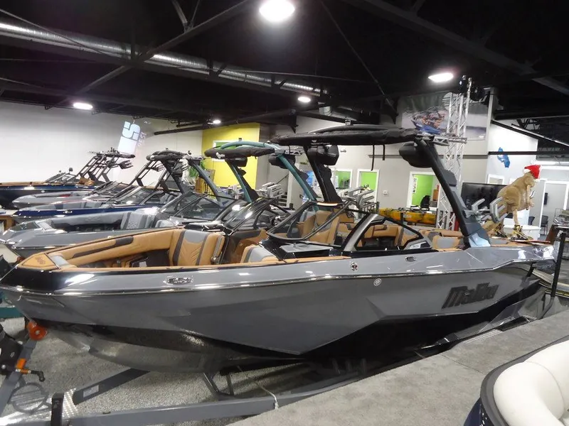 The Image of Malibu Boats 25 LSV 2026 - 0