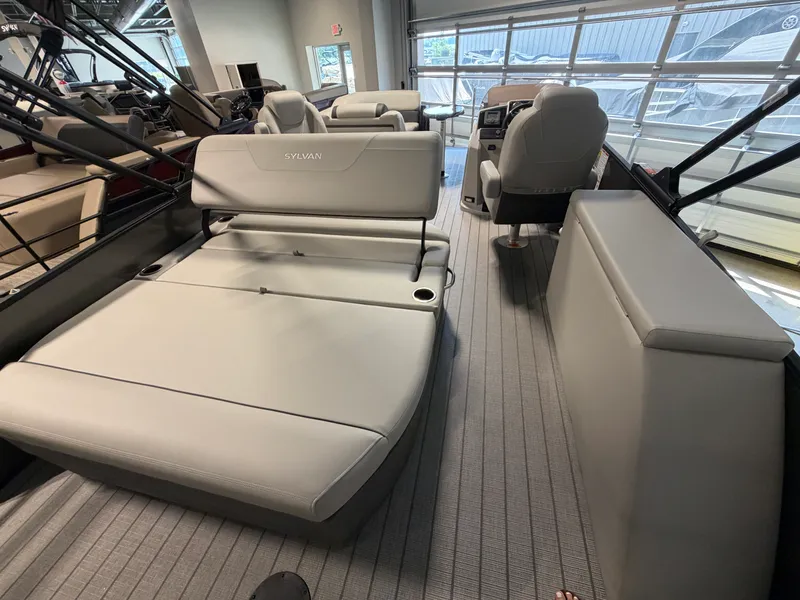 Slide: The Image of Sylvan MIRAGE 8520 CLZ DH 2027 - 19