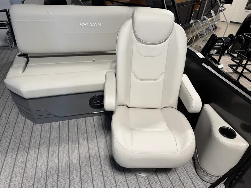 Slide: The Image of Sylvan MIRAGE 8520 CLZ DH 2027 - 14