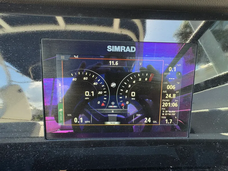 Slide: The Image of Sea Ray SDX 270 OUTBOARD 2020 - 28