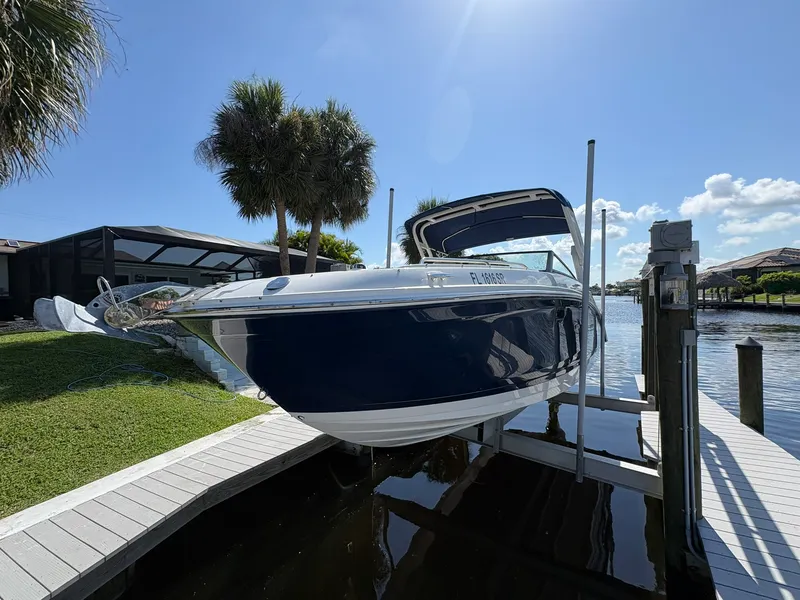 Slide: The Image of Sea Ray SDX 270 OUTBOARD 2020 - 1