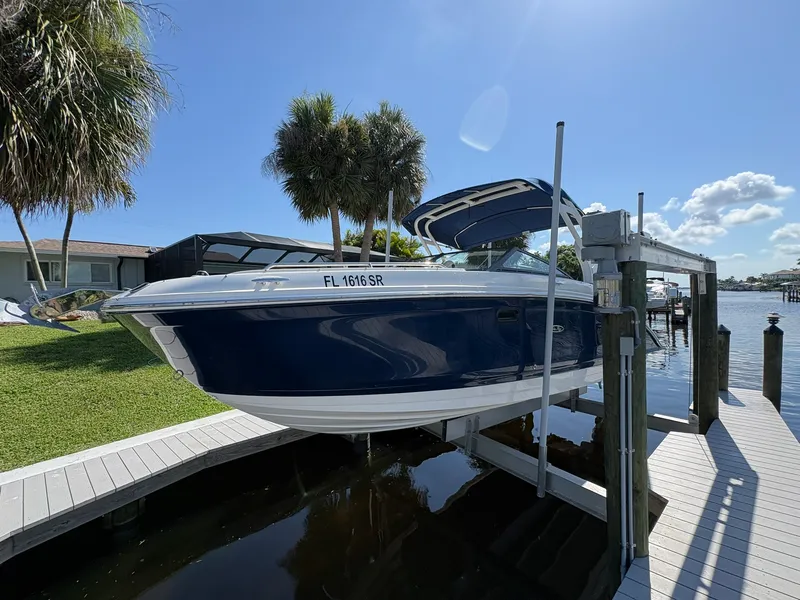 Slide: The Image of Sea Ray SDX 270 OUTBOARD 2020 - 0