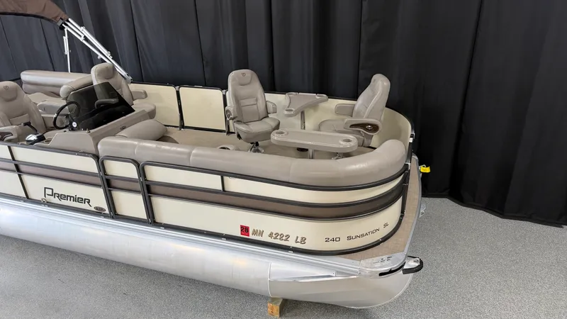 Slide: The Image of Premier 240 SUNSATION SL 2014 - 6
