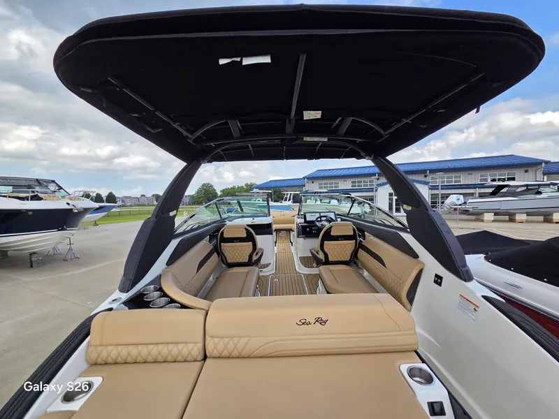 Slide: The Image of Sea Ray 260SLX 2027 - 7