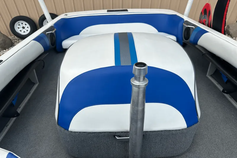 Slide: The Image of Malibu SPORTSTER 1998 - 5