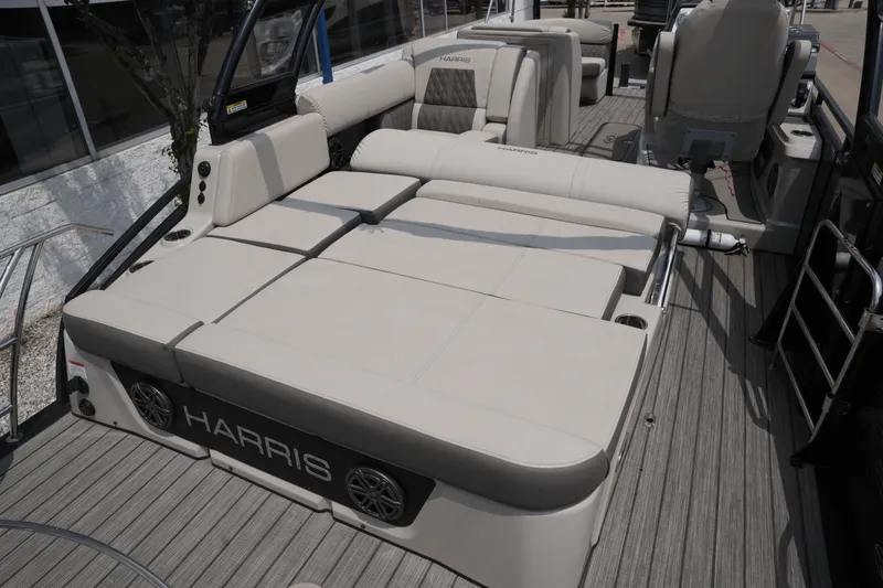 Slide: The Image of Harris 230 SOLSTICE 2021 - 22