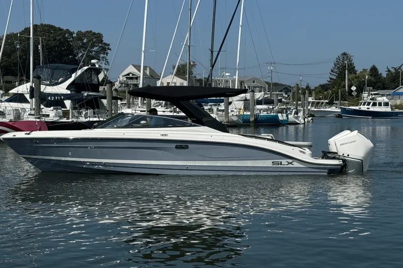 Slide: The Image of Sea Ray SLX 280 Outboard 2026 - 3