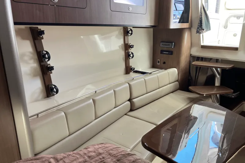 Slide: The Image of Boston Whaler 345 CONQUEST 2013 - 22