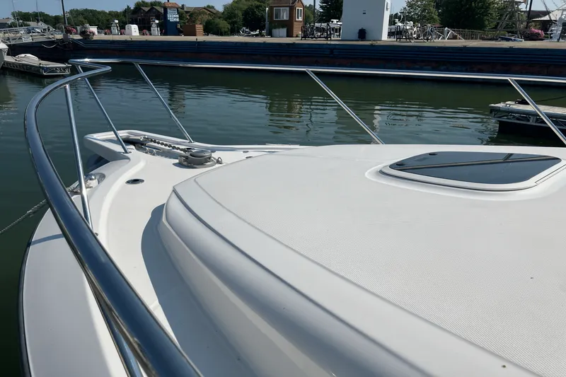 Slide: The Image of Boston Whaler 345 CONQUEST 2013 - 33