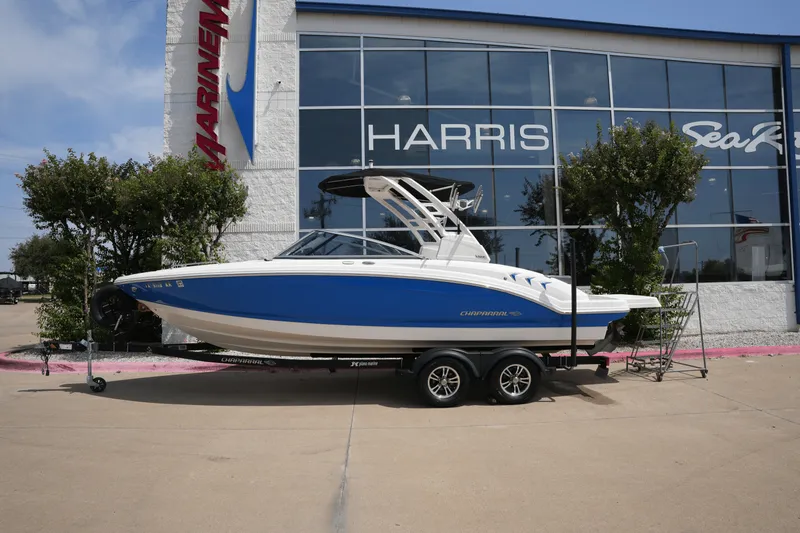 The Image of Chaparral 230 SSI 2021 - 0