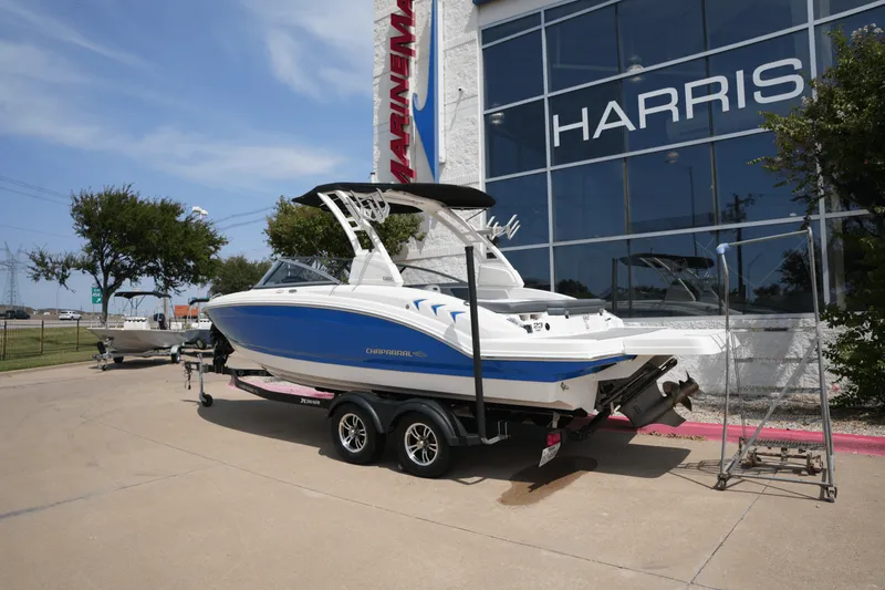 Slide: The Image of Chaparral 230 SSI 2021 - 2