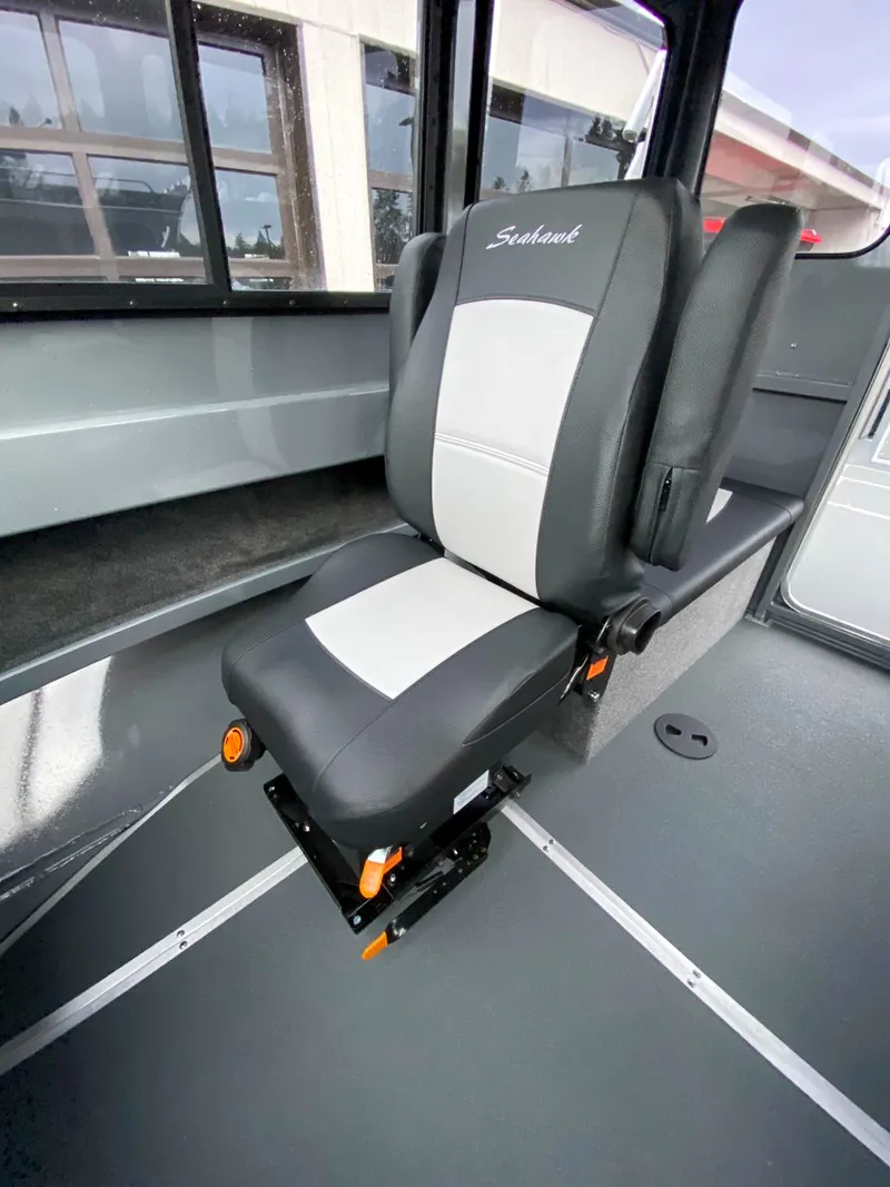 Slide: The Image of North River 24' Seahawk 2026 - 14