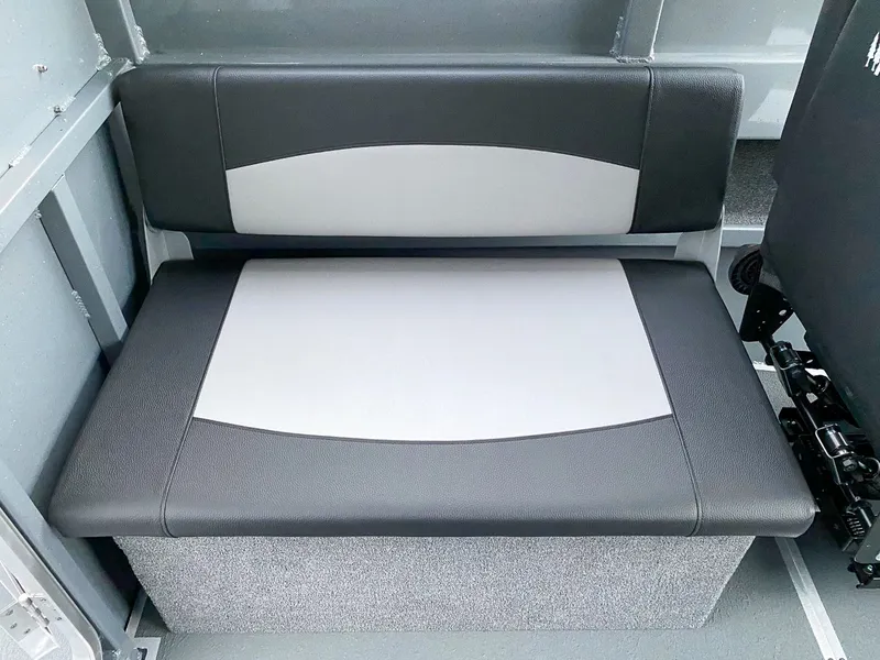 Slide: The Image of North River 24' Seahawk 2026 - 17