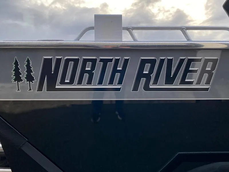 Slide: The Image of North River 24' Seahawk 2026 - 29
