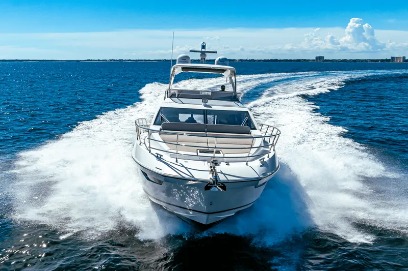 Slide: The Image of Azimut 50 FLYBRIDGE 2017 - 11