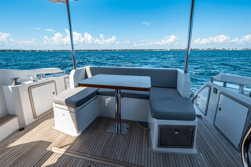 Slide: The Image of Azimut 50 FLYBRIDGE 2017 - 25