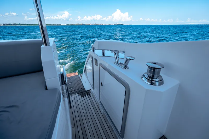 Slide: The Image of Azimut 50 FLYBRIDGE 2017 - 26