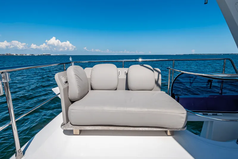 Slide: The Image of Azimut 50 FLYBRIDGE 2017 - 73