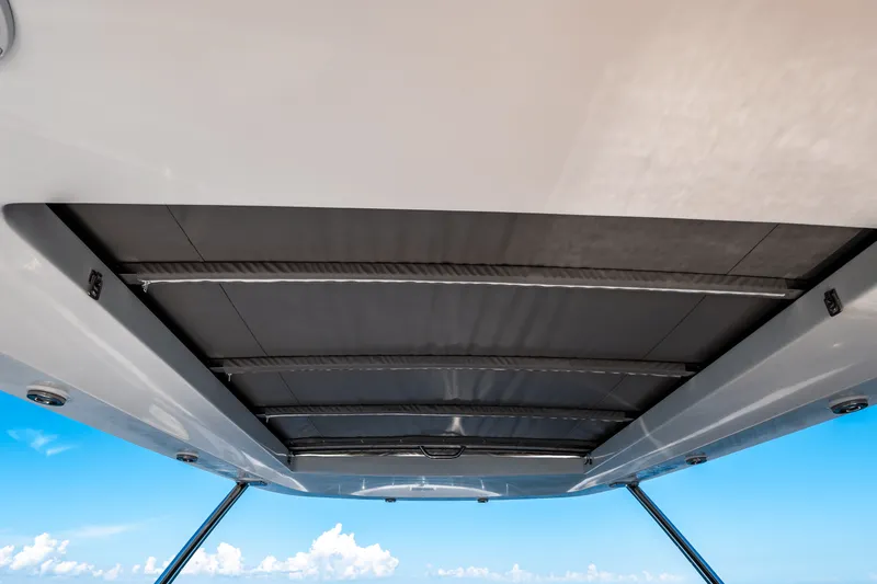 Slide: The Image of Azimut 50 FLYBRIDGE 2017 - 81