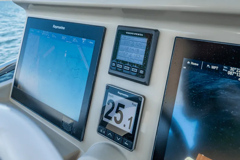 Slide: The Image of Azimut 50 FLYBRIDGE 2017 - 91